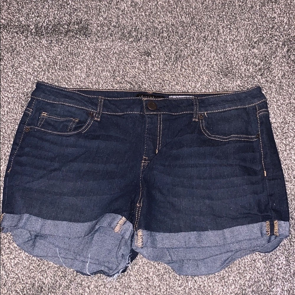 Gorgeous Dark Midi Shorts